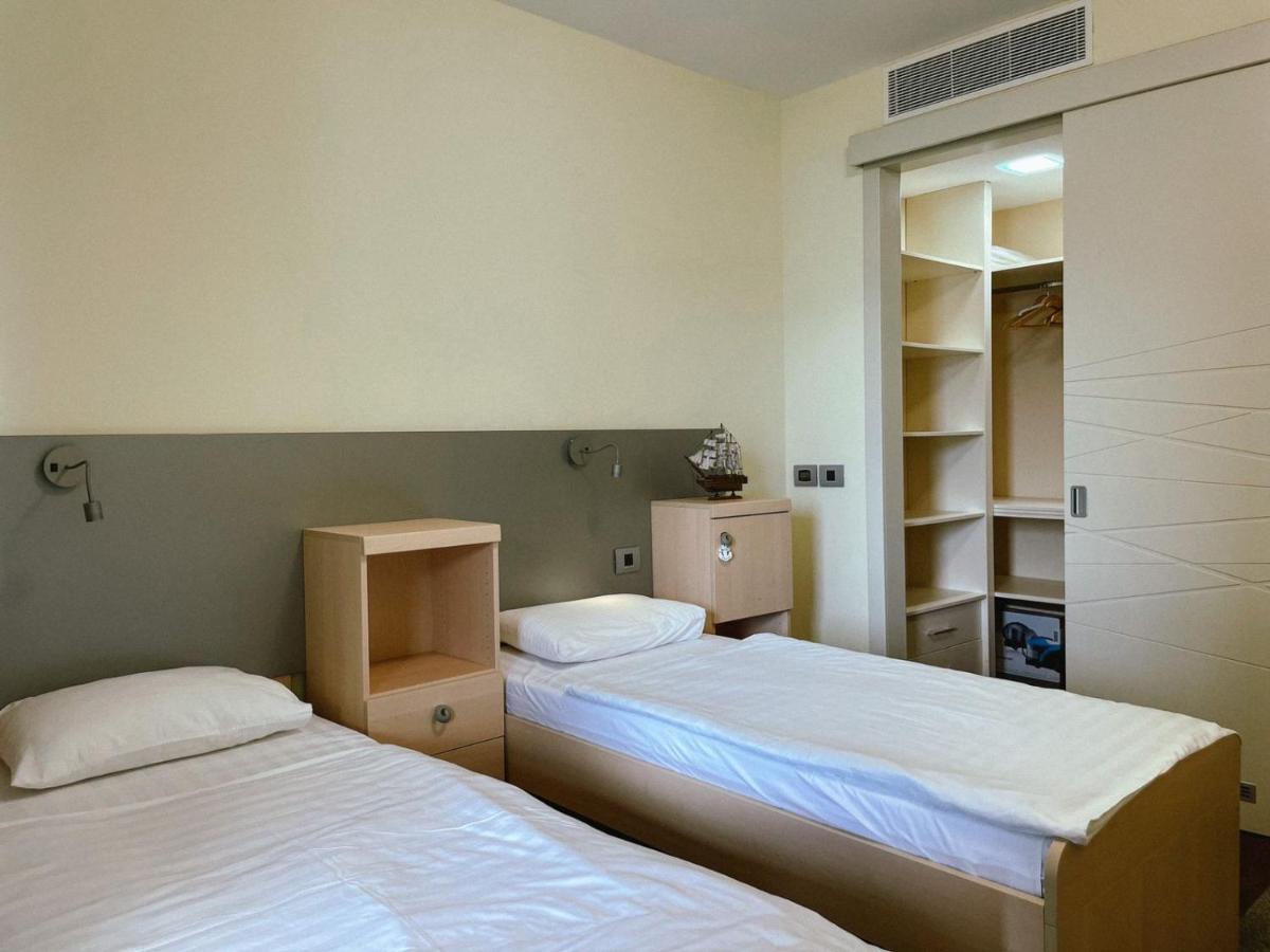 Oziris Apartment Budva Luaran gambar